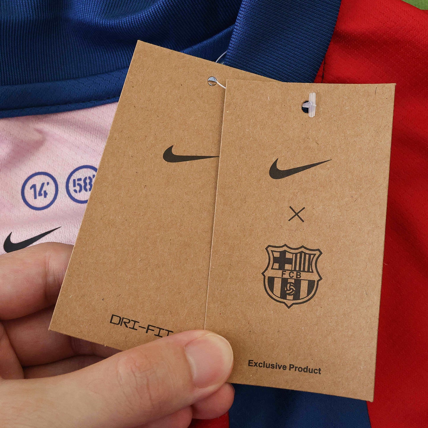 FC Barcelone Quatrième Maillot El Classico Edition 2025/2026 Fan Version