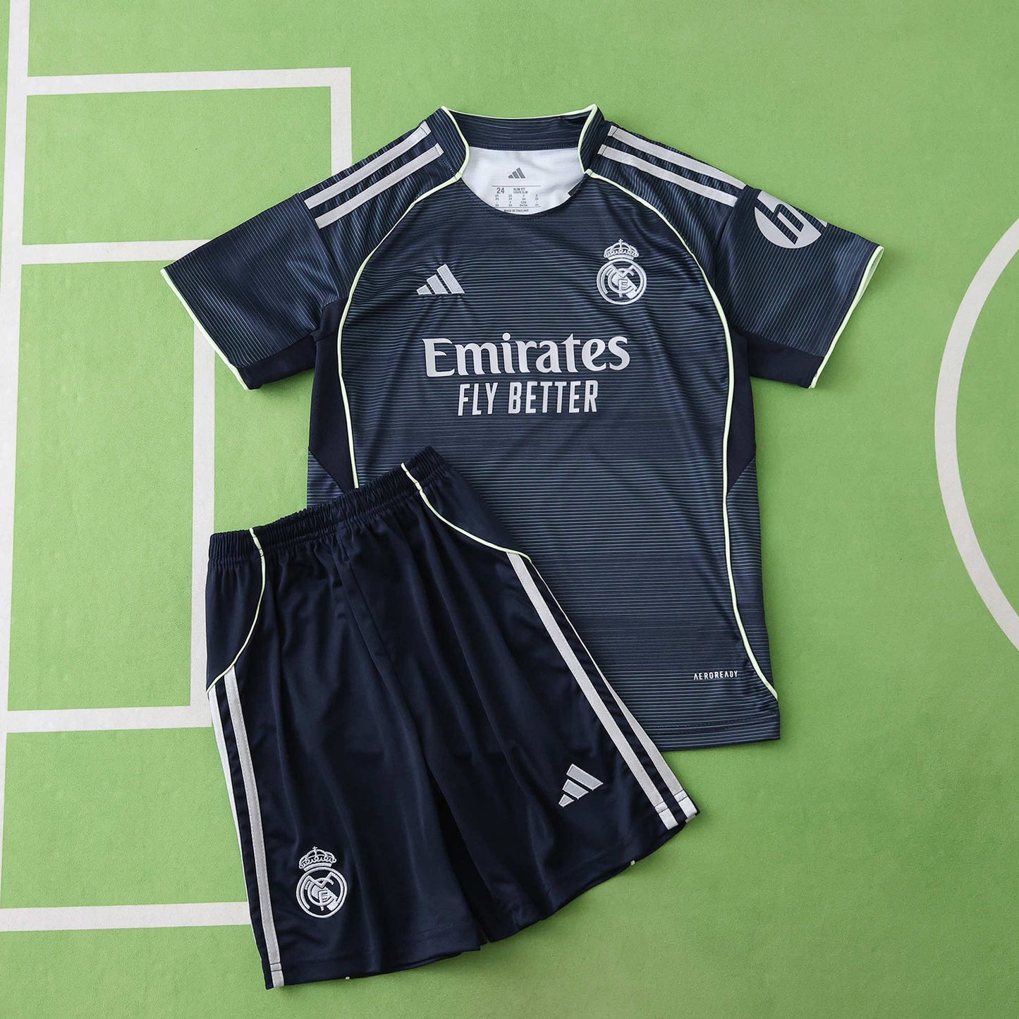 Real Madrid Ensemble Extérieur D'Enfant 2025/2026