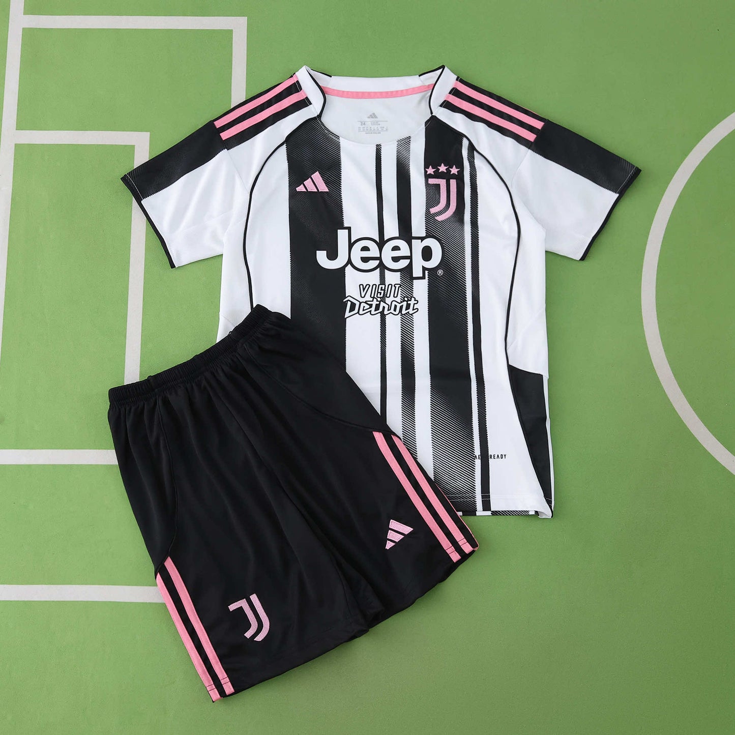 Juventus Ensemble D'Enfant Domicile 2025/2026