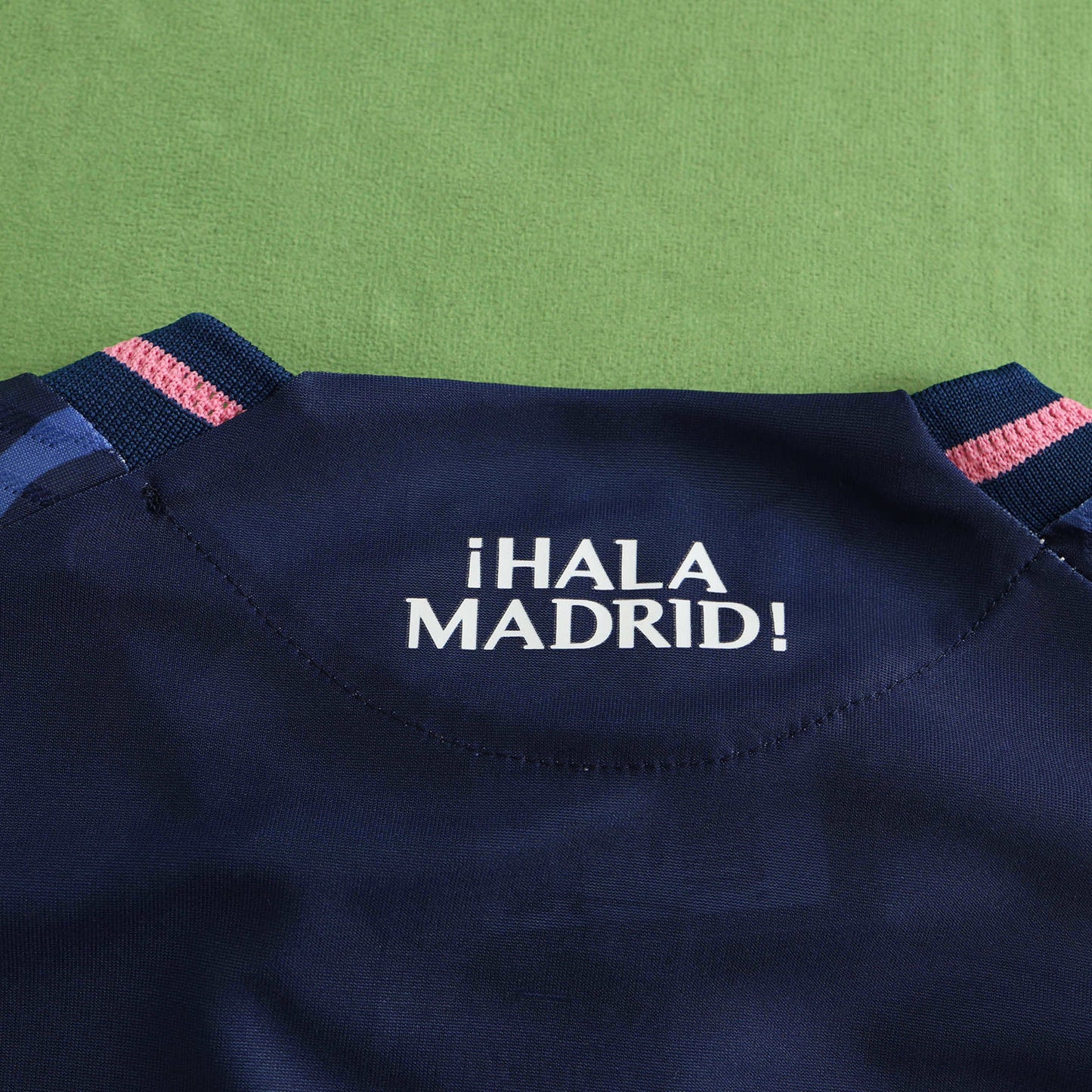 Real Madrid Maillot El Dragón Blanco Azu Edition Player Version