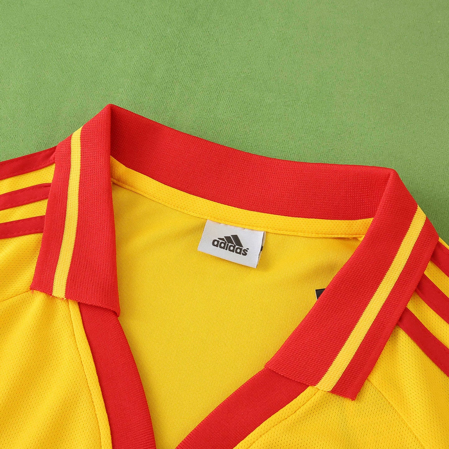 Roumanie Maillot Domicile 2000 Retro Fan Version