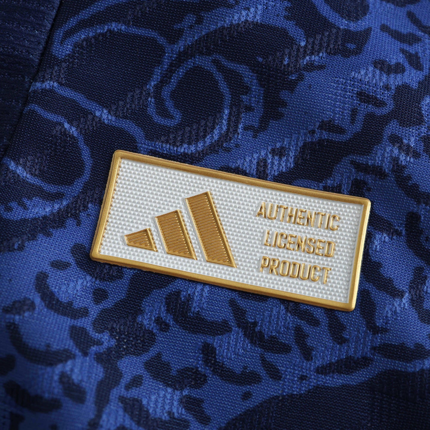 Real Madrid Maillot El Dragón Blanco Azu Edition Player Version