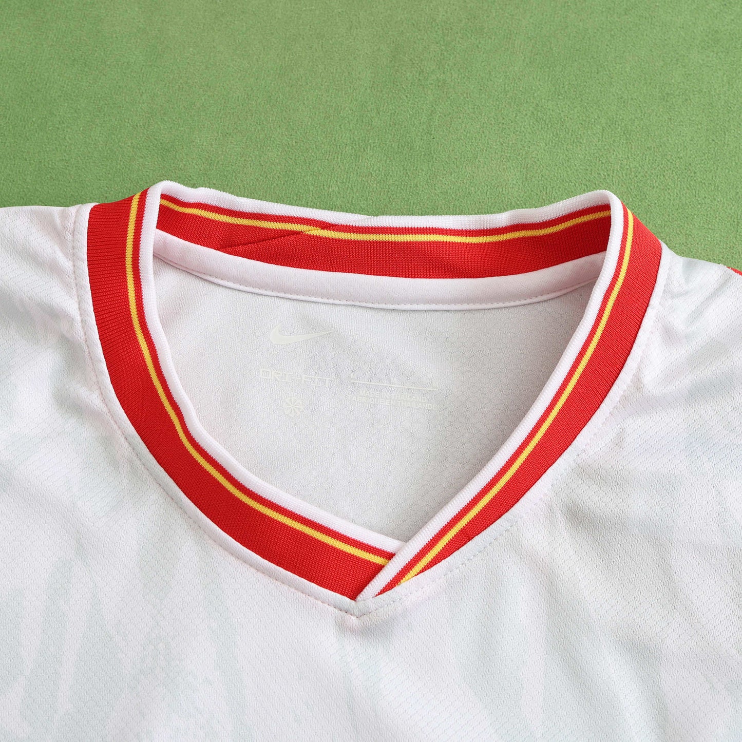 Liverpool Troisième Maillot 2024/2025 Fan Version