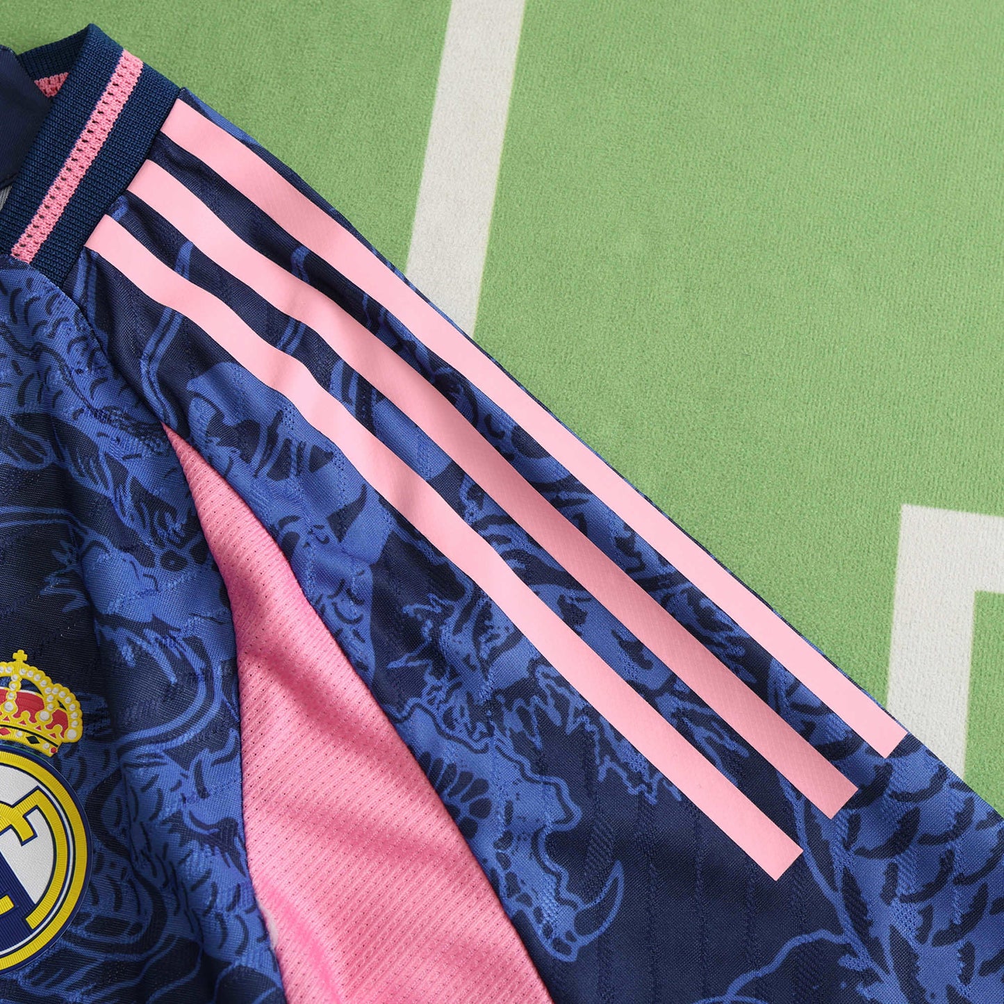 Real Madrid Maillot El Dragón Blanco Azu Edition Player Version