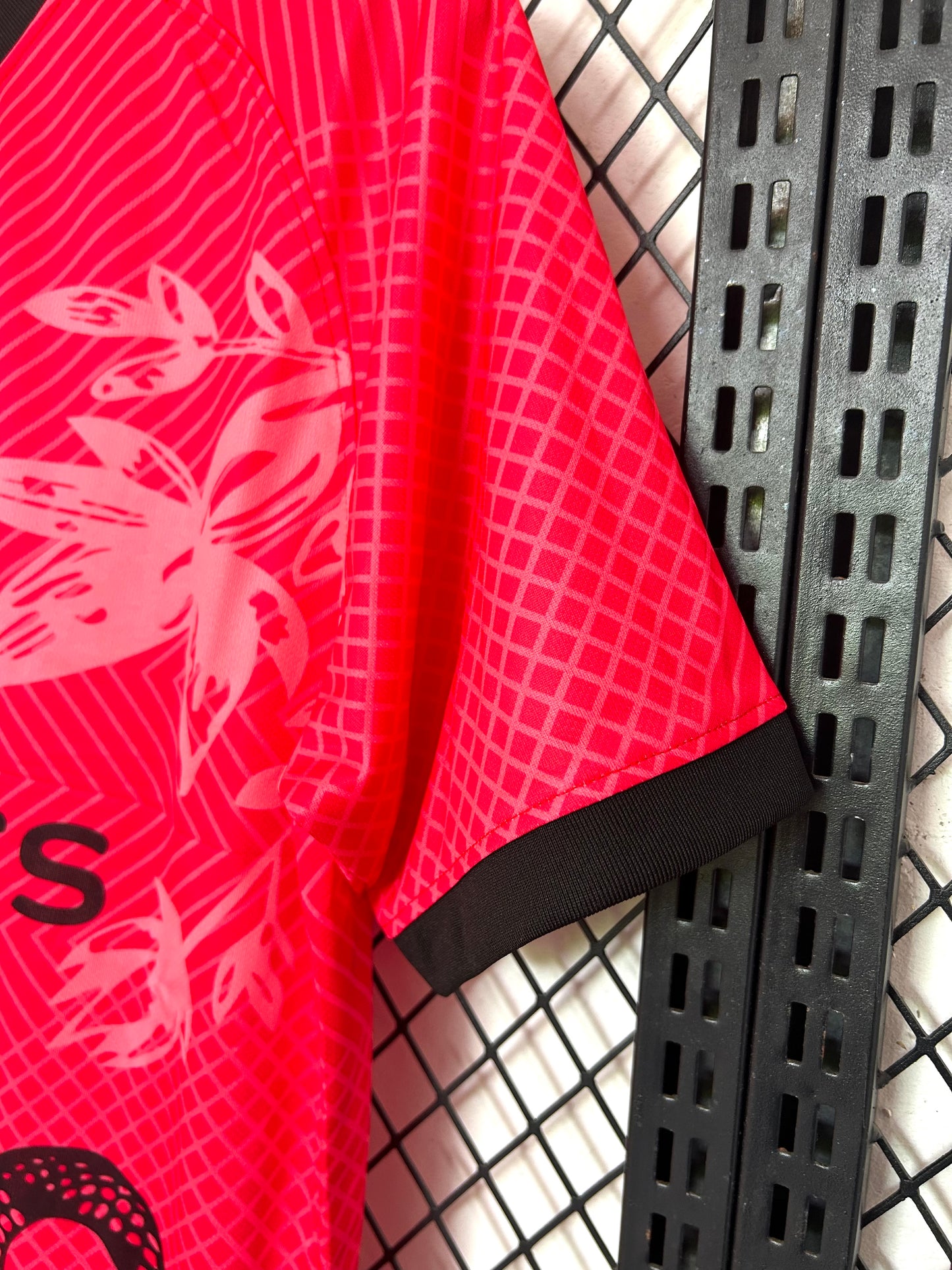 Inter Milan Maillot Serpente Rosa Edition Fan Version