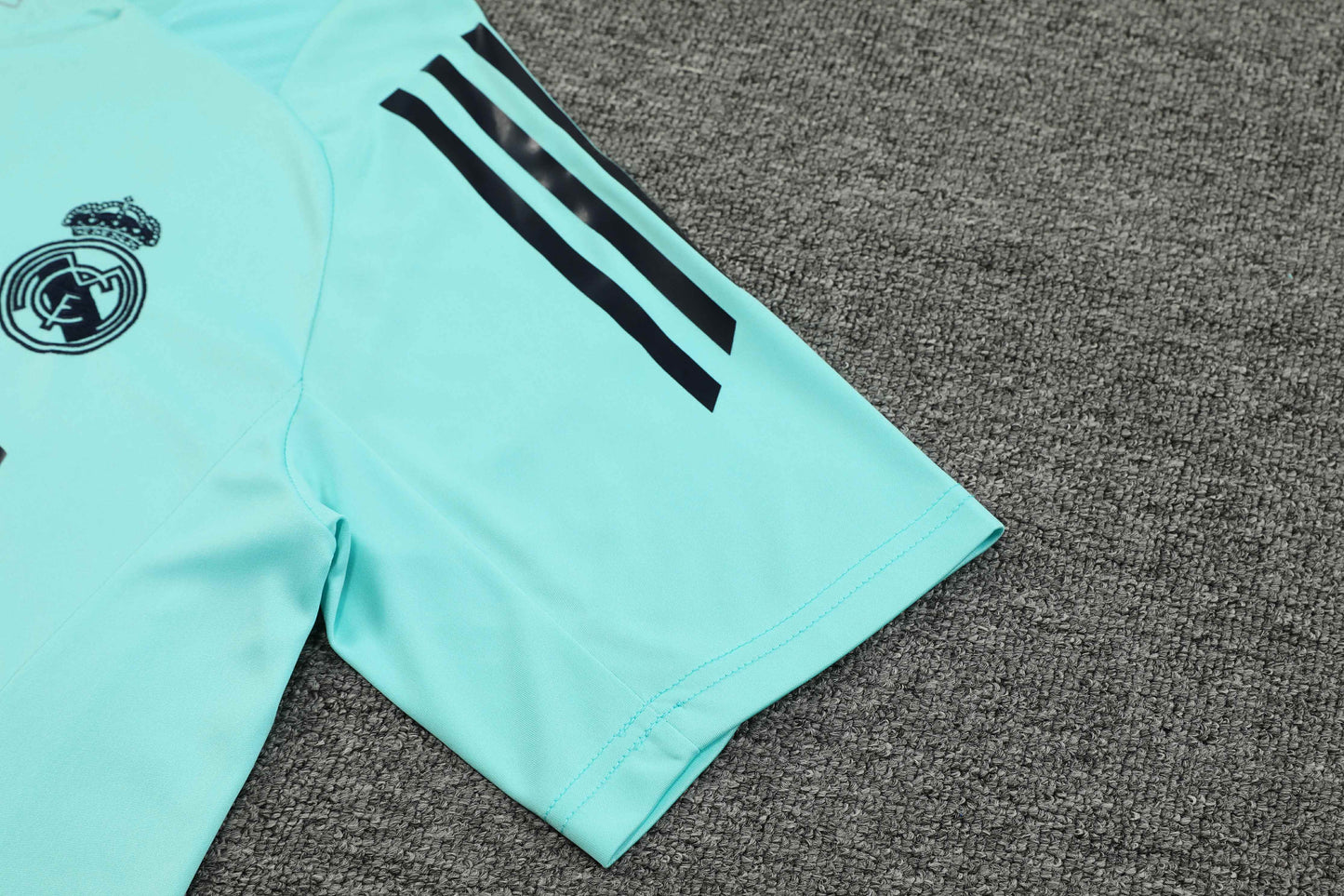 Real Madrid Ensemble D'Entrainement Extérieur Short Maillot 2024/2025