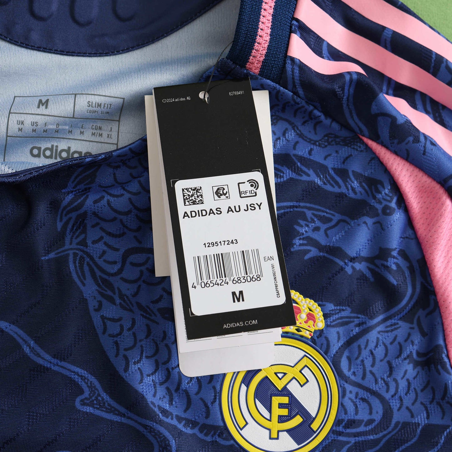 Real Madrid Maillot El Dragón Blanco Azu Edition Player Version