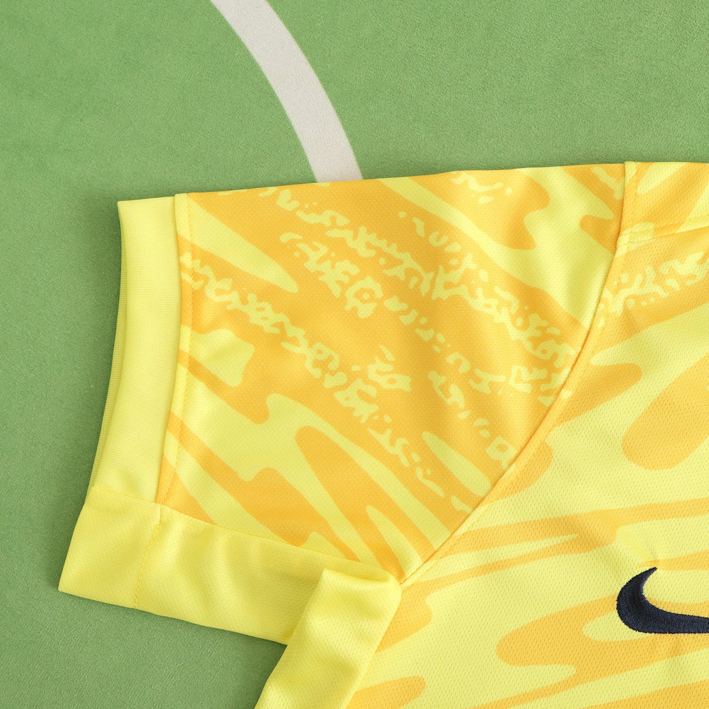 France Goalkeeper Jersey UEFA 2024 Fan Version