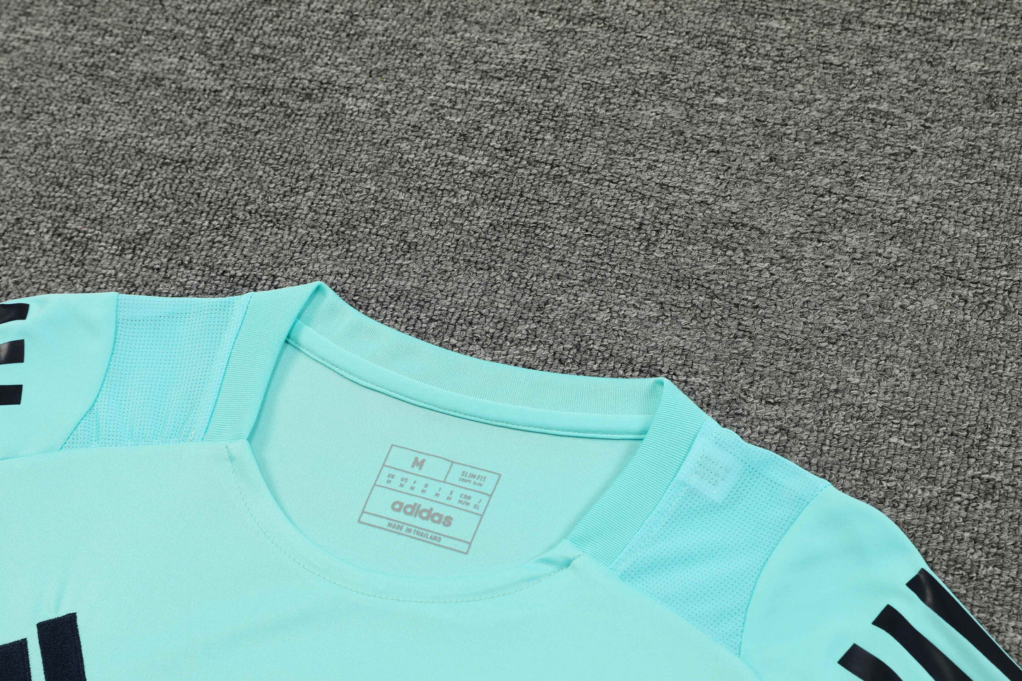 Real Madrid Ensemble D'Entrainement Extérieur Short Maillot 2024/2025