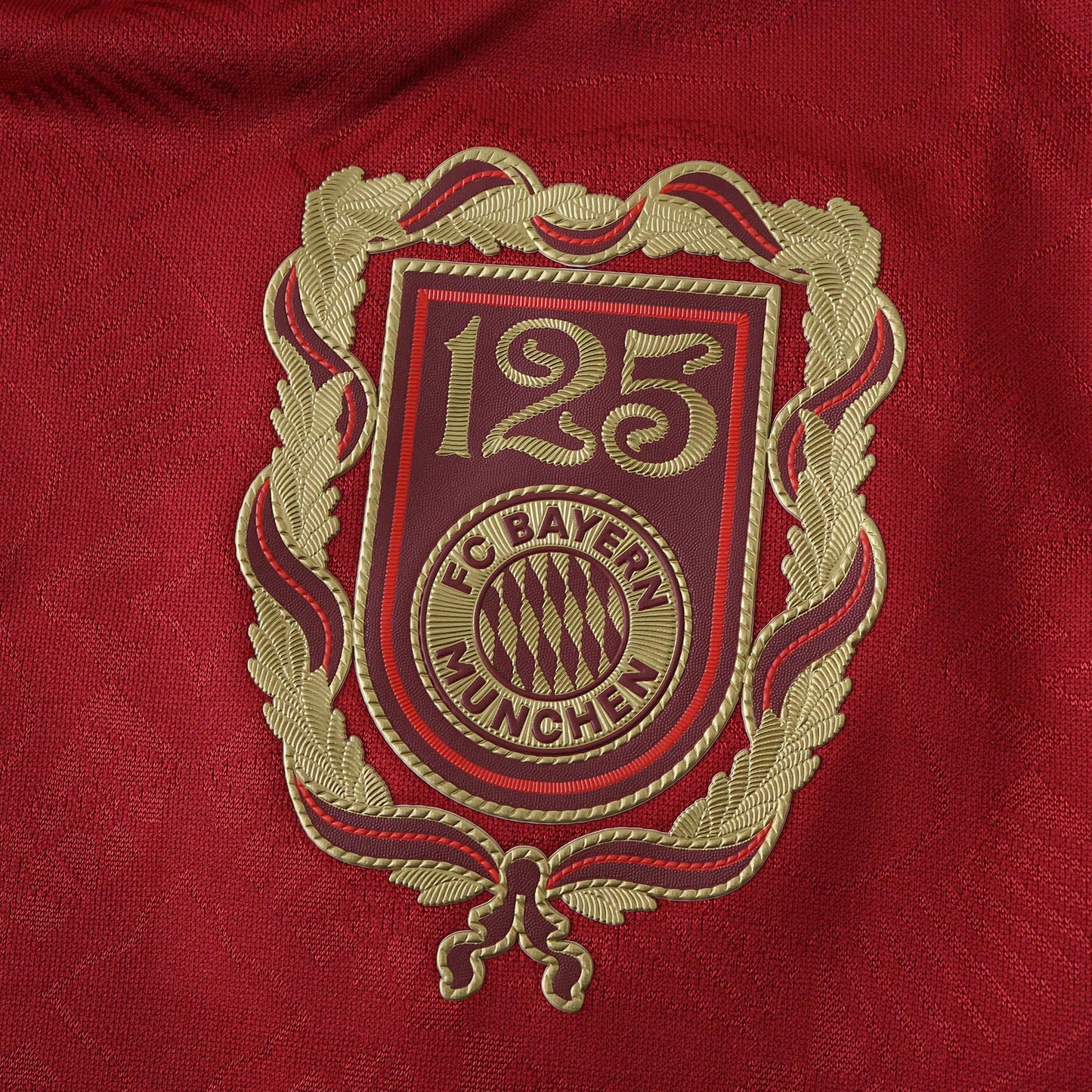 Bayern München 125th Anniversary Player version