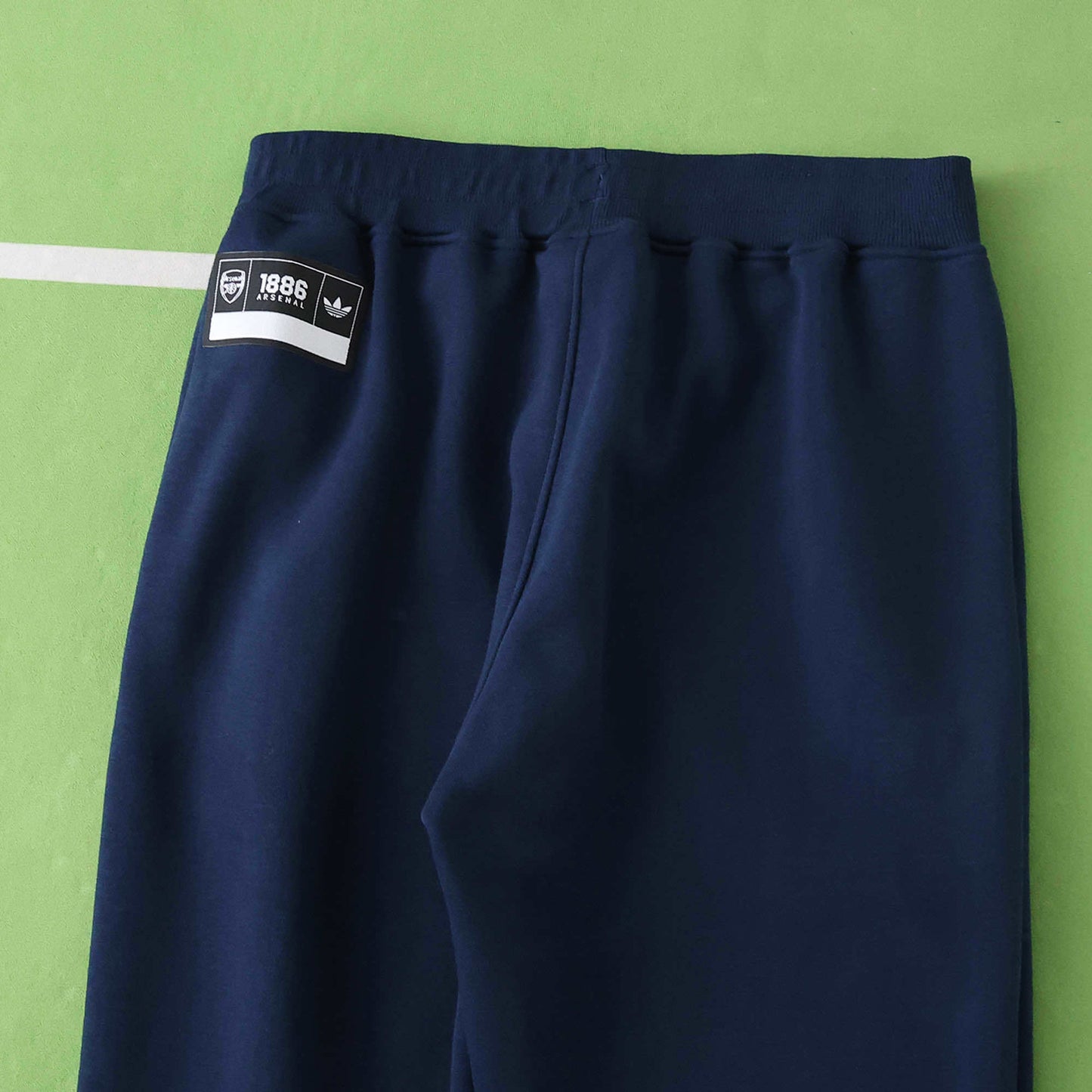 Arsenal Survêtement Capuche Noir 2025