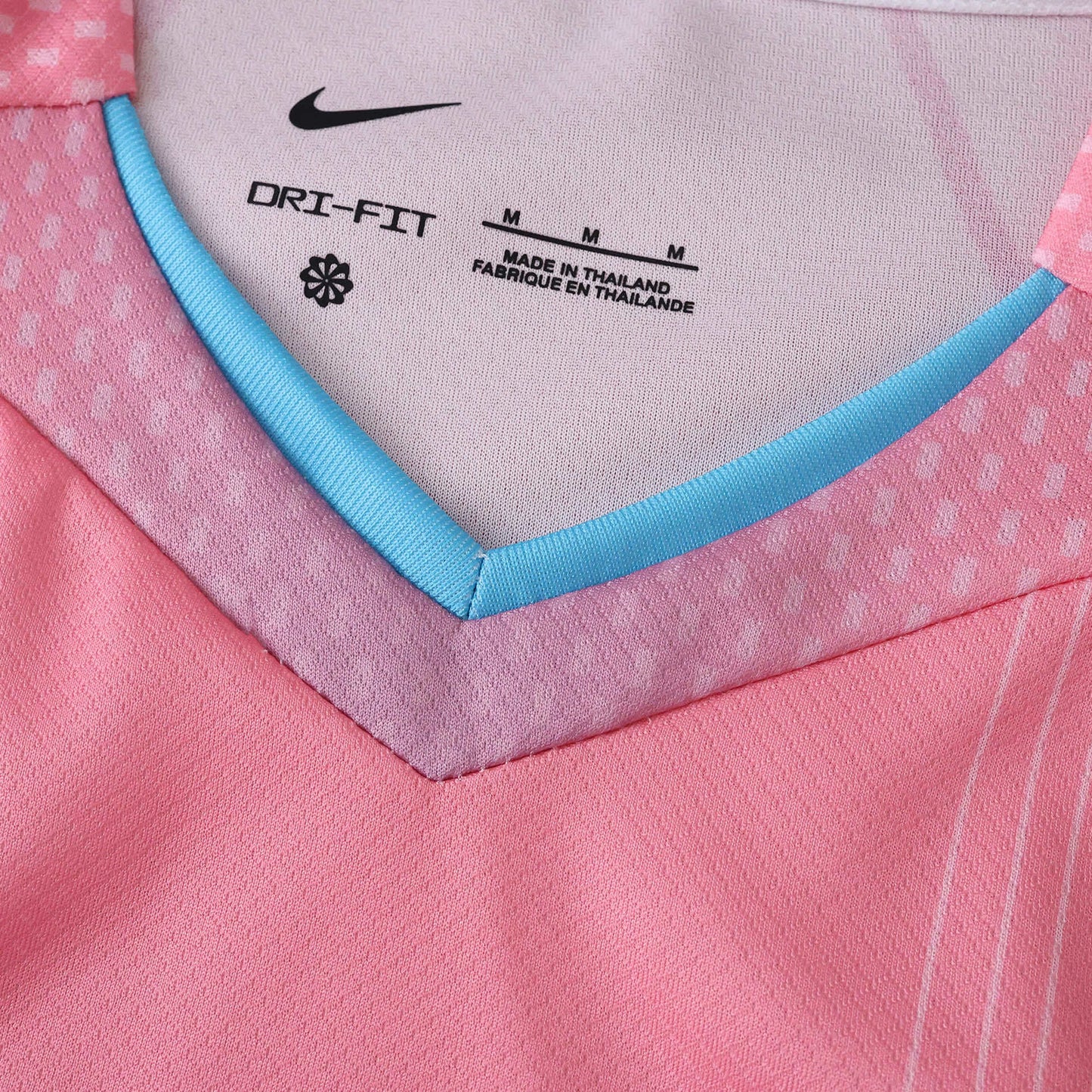 FC Barcelone x Karlo G Aurora Edition Fan Version