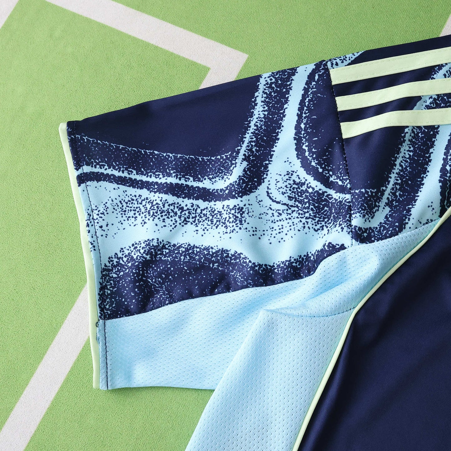 Ajax Jersey Away Shirt 2025/2026 Fan Version 