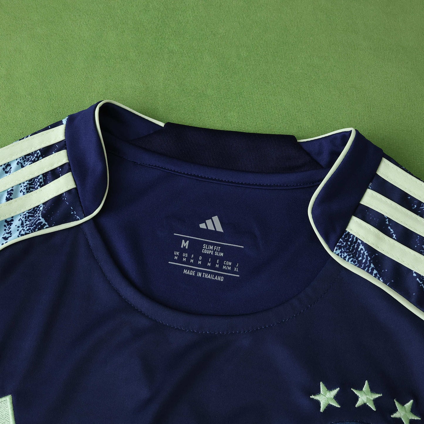 Ajax Jersey Away Shirt 2025/2026 Fan Version 