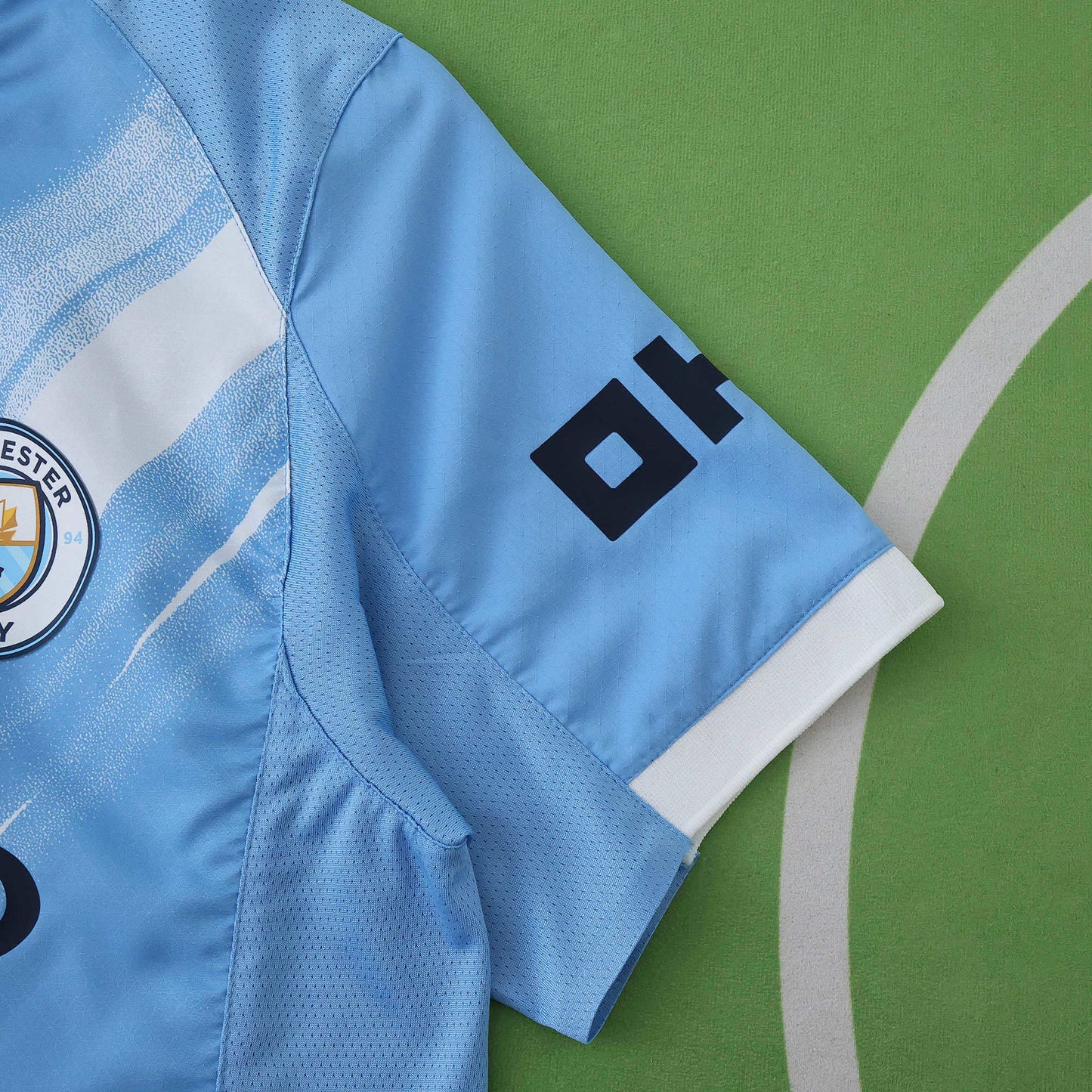 Manchester City Home Shirt 2025/2026 Fan Version